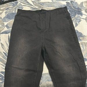 Risen Black Pull Ons